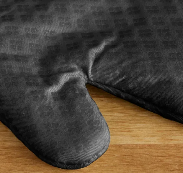 KitchenAid Asteroid Oven Mitt Set - Image 4